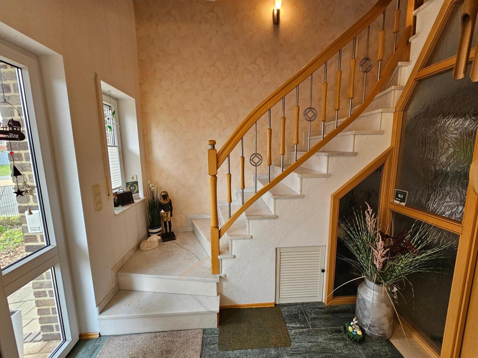 Exclusive Dachgeschosswohnung In Haren/Emmeln Bagian luar foto